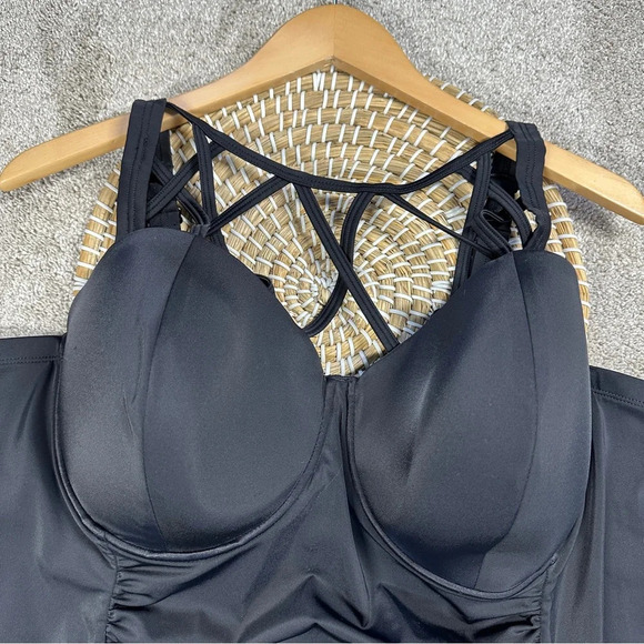 Torrid Underwire Cage Front One Piece Swimsuit in Deep Black Size 5X - Picture 4 of 15